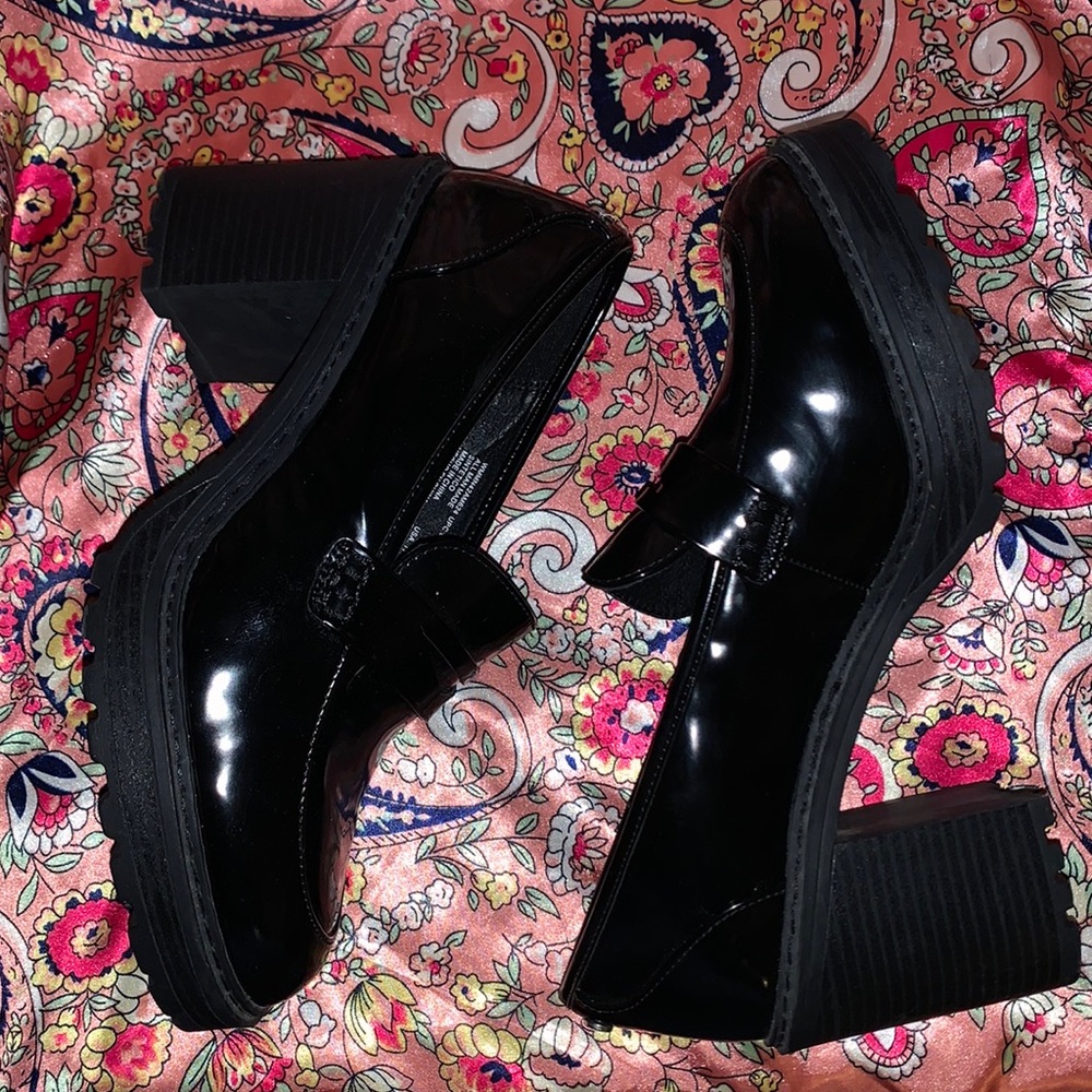 MADDEN NYC loafer heels